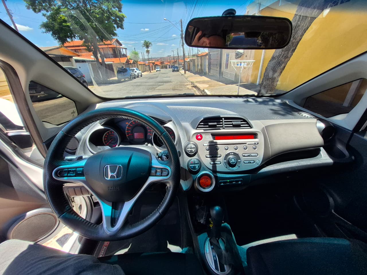 Honda Fit — detalhamento do painel